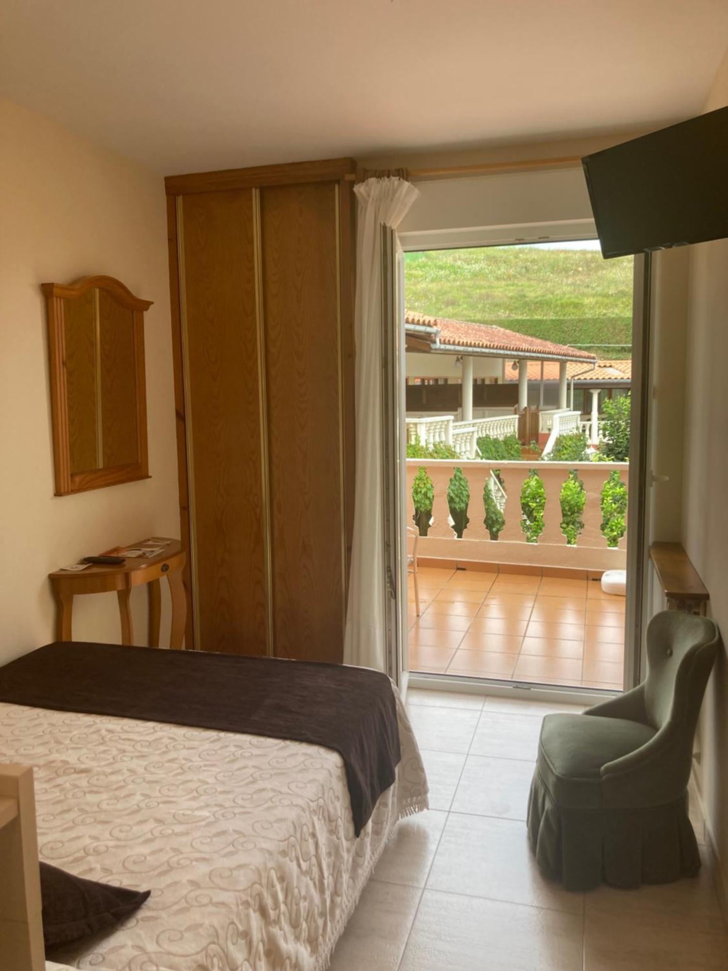 Hotel El Refugio 3 Estrellas Cóbreces Buitenkant foto
